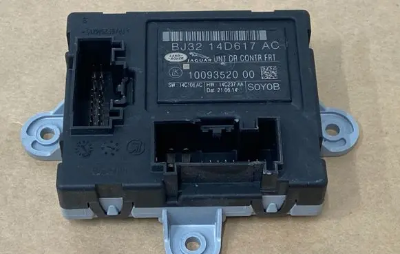 Jaguar XF X250 Door control unit/module BJ3214D617AC 1009352000 14C108AC