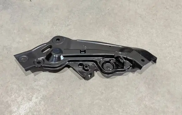 Volkswagen Polo VI Headlight/headlamp mounting bracket 2G0805931D
