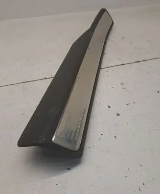 Mercedes-Benz GLC X253 C253 Rear sill trim cover A2226808335