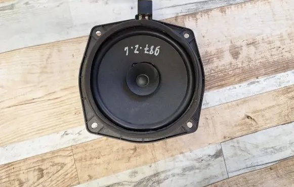 Mitsubishi Outlander Rear door speaker MR301667 435844 7H510A