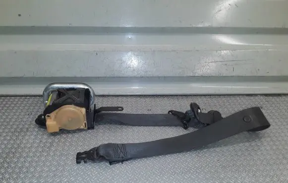Opel Insignia A Front seatbelt 12848365