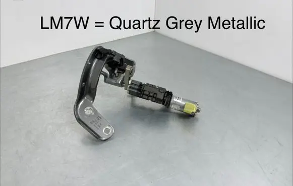 Audi Q7 4M Tailgate/trunk/boot lift motor 4M0827852A