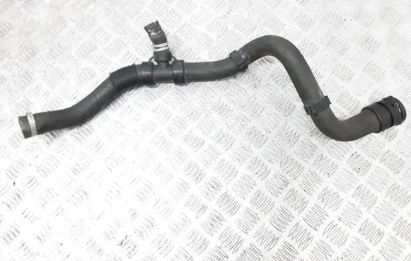 Volvo V70 Engine coolant pipe/hose S4000250