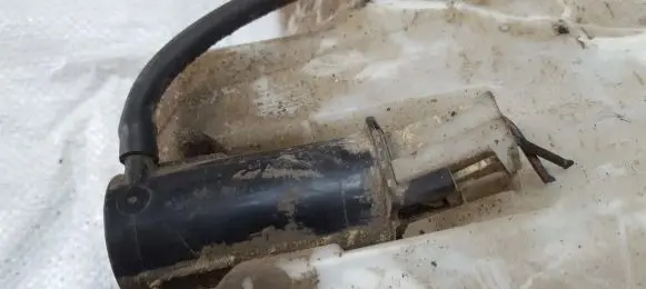 Windscreen/windshield washer pump