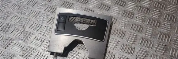 Mercedes-Benz E W212 Other dashboard part A212680