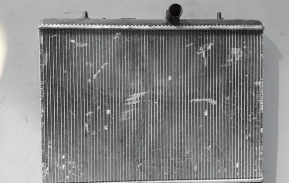 Citroen Berlingo Coolant radiator 9680533480