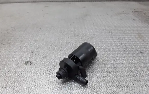 Ford Mondeo MK IV Headlight washer pump 