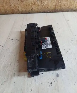 Mercedes-Benz C W203 Fuse module 2035451801 5DK00848640