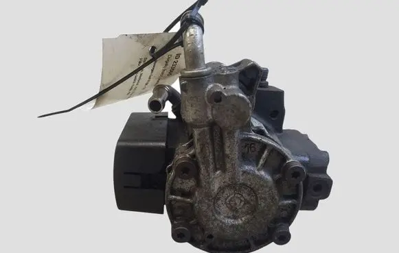 Volkswagen Golf VI Fuel injection high pressure pump 03L130755E 040311