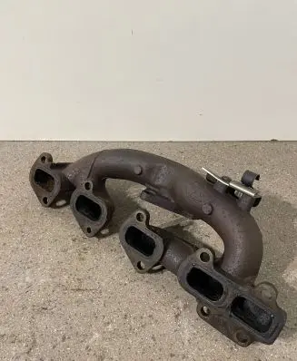 Exhaust manifold
