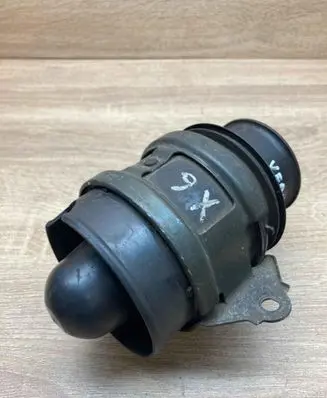 Mazda Xedos 6 Mass air flow meter 1972000060