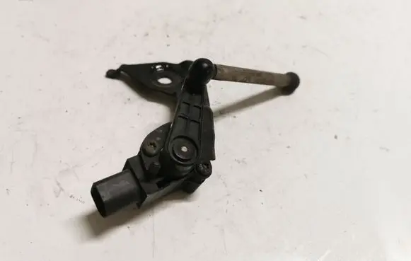 Headlight/headlamp level sensor