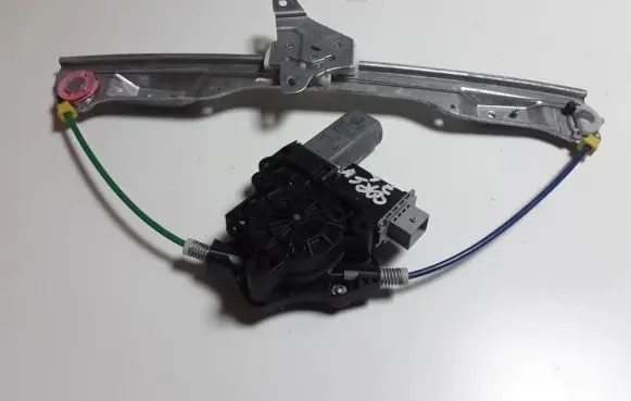 Opel Corsa E Front window lifting mechanism without motor 541613212