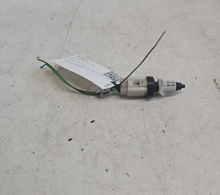 Iveco Daily 3rd gen Brake pedal sensor switch B365
