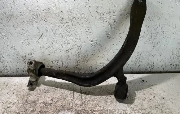 Citroen C5 Front lower control arm/wishbone