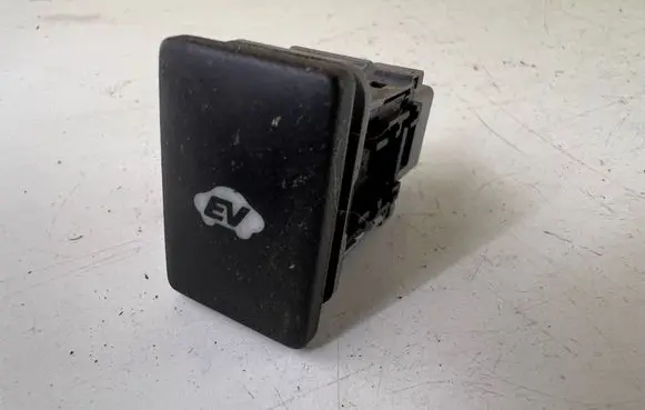 Toyota Prius (NHW20) Other switches/knobs/shifts 15B060