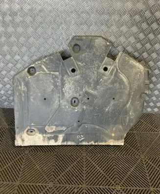 Mercedes-Benz CLS C218 X218 Fuel tank bottom protection A2126930017
