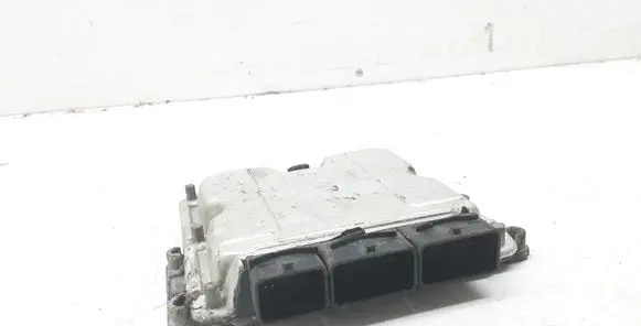 Opel Movano A Engine control unit/module 8200236624 0281011254