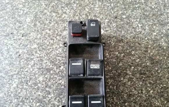 Honda Accord Electric window control switch 35750SEFE02