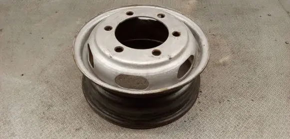 Volkswagen II LT R15 steel rim 9044000002