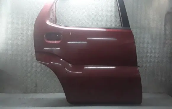 Suzuki Ignis Rear door