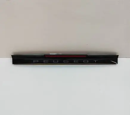 Peugeot 3008 III Third/center stoplight 9840197880