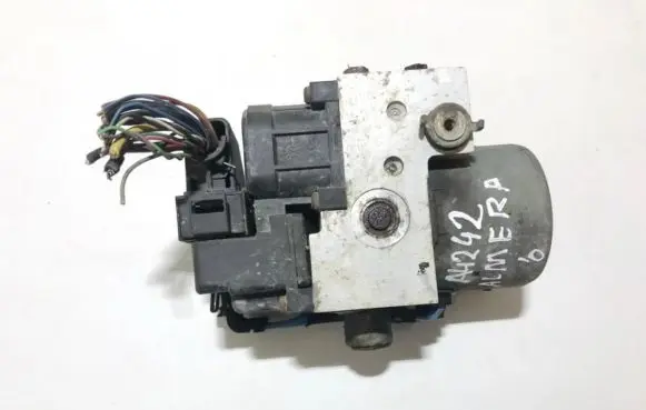 Nissan Almera N16 ABS Pump 0265246733 476605m301