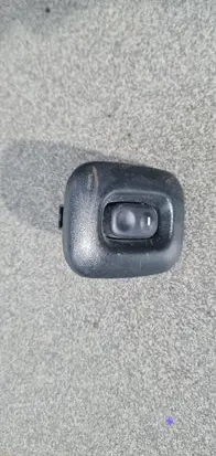 Nissan Terrano Quarter vent window switch 
