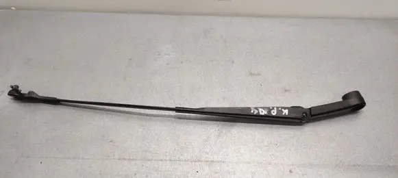 Front wiper blade arm