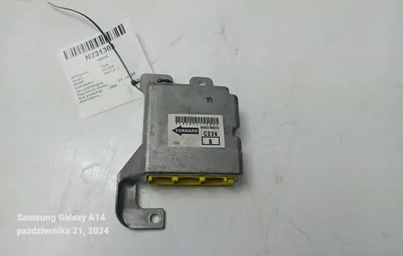 Mazda 5 Central body control module W002T80274