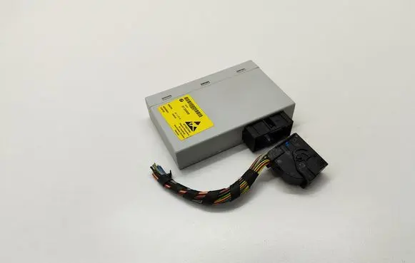 BMW 5 E60 E61 Central console control unit 9138969 80059001 913896901