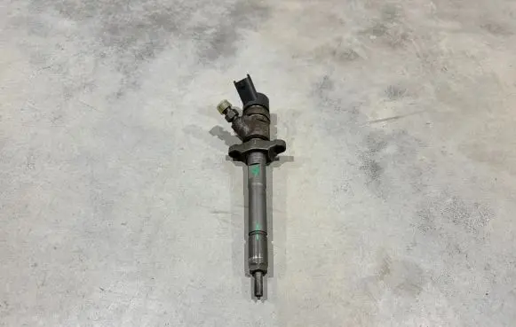 Ford Focus Fuel injector 0445110239 0775860