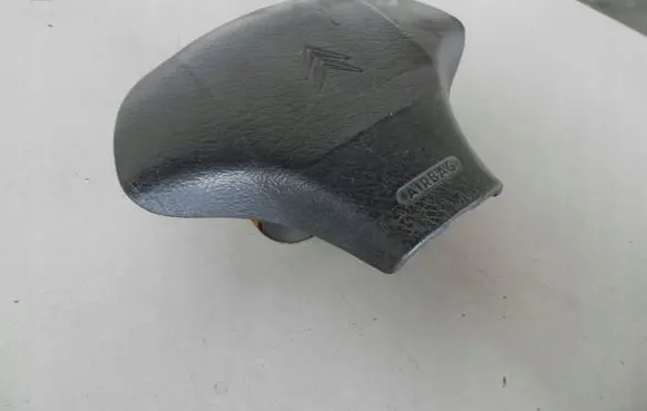 Citroen Berlingo Steering wheel airbag 9623938277