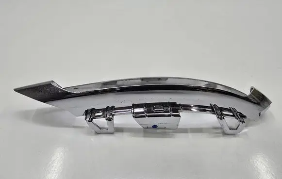 Mercedes-Benz CLS C218 X218 Front fog light trim/grill A2188851074