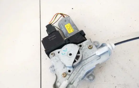 Chevrolet Epica Front door window regulator motor 96647520