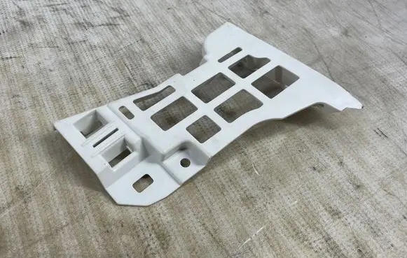 BMW 7 G11 G12 Front bumper mounting bracket 7475193