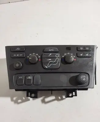 Volvo V70 Climate control unit 7923