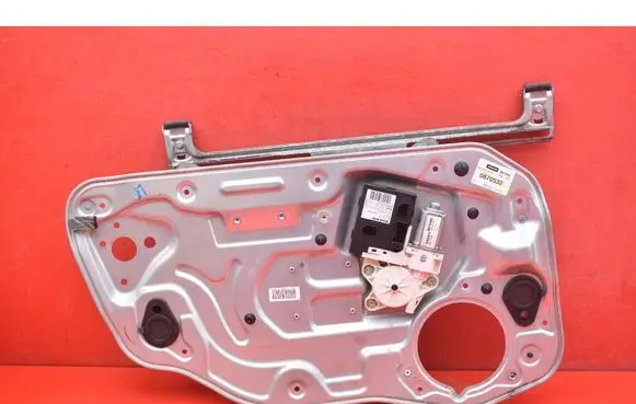 Volvo V50 Front door window regulator with motor 8679080