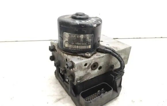 Volkswagen Golf IV ABS Pump 1J0614217C 1J0907379H