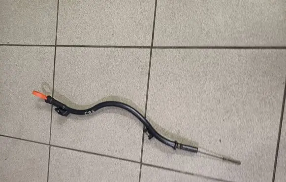 Skoda Octavia Mk3 (5E) Oil level dip stick 04L103634 CRB