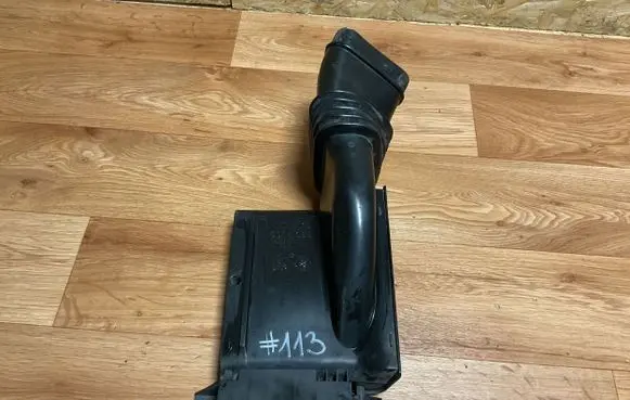 Volvo V70 Air intake duct part 30741368 BT7RA