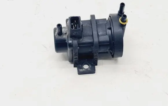 Saab 9-3 Ver1 Vacuum valve 09128022
