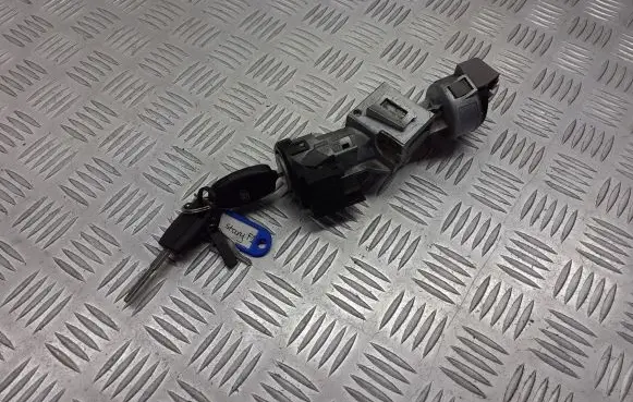 Ford Focus Ignition lock 3M51-3F880-AC