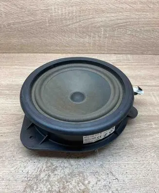Audi A3 S3 8P Front door speaker 8P0035411B 7606500214