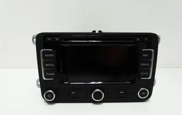 Volkswagen PASSAT B7 Radio/CD/DVD/GPS head unit 3C0035270B 7612032082 VWZ1Z2K6275055