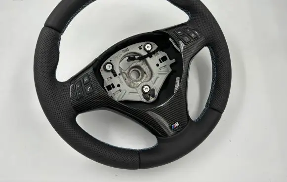 BMW 1 E82 E88 Steering wheel