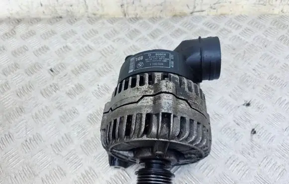 BMW 7 E38 Generator/alternator 1740629 0123515004