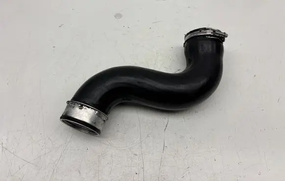 Intercooler hose/pipe