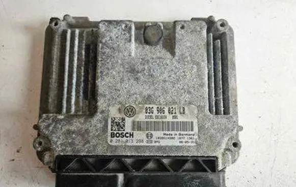 Skoda Octavia Mk2 (1Z) Engine control unit/module 03G906021LB 1039S14582 0281013238