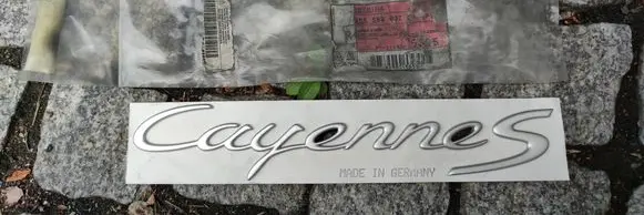 Porsche Cayenne (92A) Rear door emblem/model letters 955559037014W9
